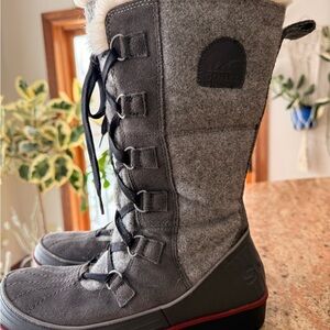 Sorel Gray Lace-Up Winter Boot with Faux Fur Collar